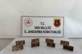 vanda-altin-iceren-tarihi-eserlere-yonelik-operasyon-35-milyon-liralik-ele-gecirme-XjVQnymr.jpg