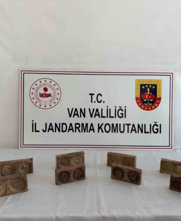 vanda-altin-iceren-tarihi-eserlere-yonelik-operasyon-35-milyon-liralik-ele-gecirme-XjVQnymr.jpg