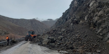 yuksekova-van-kara-yolu-artik-kontrollu-gecislere-acik-sMVwQtEe.jpg