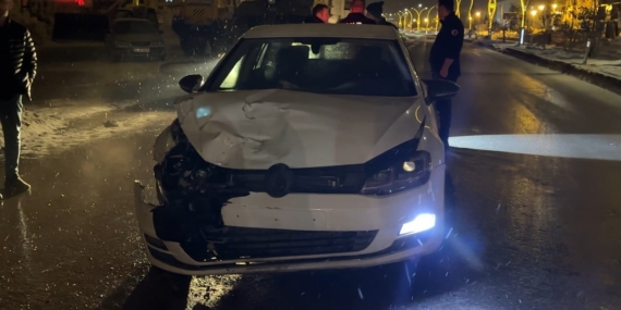 Yüksekova’da Gizli Buzlanma: Zincirleme Kaza Gerçekleşti