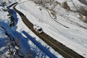 zorlu-cografyada-hayat-kurtaran-siirtin-ilk-kadin-ambulans-soforu-8jFcnWMK.jpg