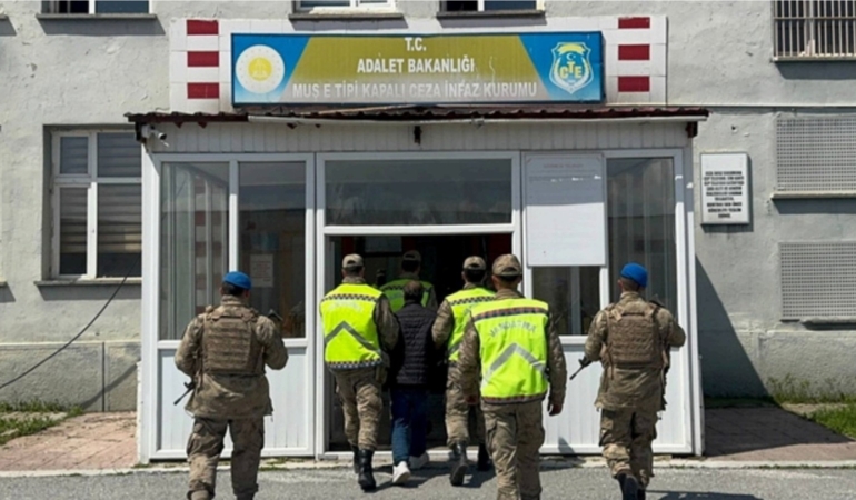 30-yil-hapis-cezasi-olan-sahis-musta-ele-gecirildi-fEHs2ya6.jpg