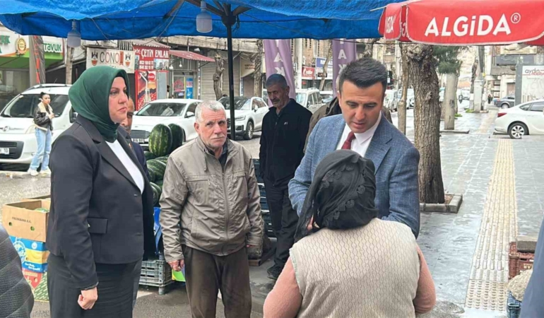 baglar-kaymakami-ozdemir-esnaf-ve-vatandaslarla-bulustu-qMXhesAA.jpg
