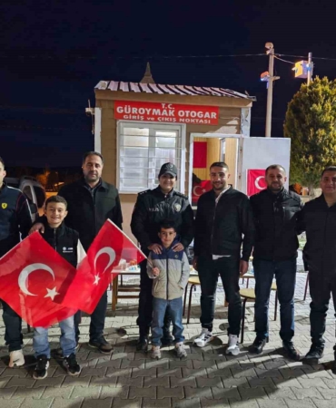 bitliste-kavga-ihbarina-gelen-polislere-yapilan-pastali-surpriz-pIxB7946.jpg