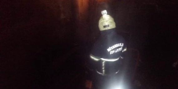 Diyarbakır Oto Tamircisinde Yangın Anı Kask Kamerasına Yansıdı