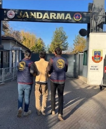 diyarbakirda-cezaevinde-bulunan-140-supheli-adliyeye-gonderildi-VnnaZmwA.jpg