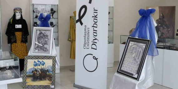 Diyarbakır’da Sanat Dolu Harmoni Resim Sergisi Kapılarını Açtı