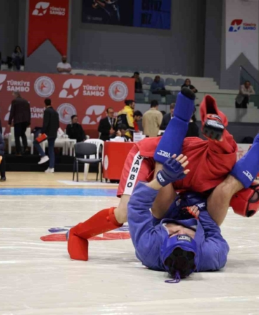 elazig-ruzgariyla-istanbuldaki-sambo-sampiyonasi-tZjjARvl.jpg