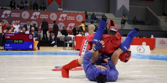 Elazığ Rüzgarıyla İstanbul’daki Sambo Şampiyonası