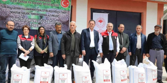 Elazığ’da 150 Üreticiye 24 Ton Nohut Tohumu Dağıtımı Gerçekleşti
