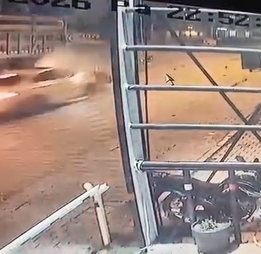 elazigda-4-yarali-ile-sonuclanan-kazanin-sok-edici-goruntuleri-ortaya-cikti-1RxnR9bP.jpg