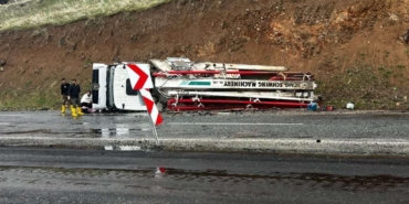 elazigda-beton-pompasi-yan-yatti-bir-yarali-iODheZfS.jpg