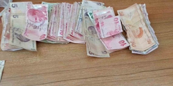 Elazığ’da Dilencinin Bebek Arabası Hilesi Zabıtaya Yakalandı