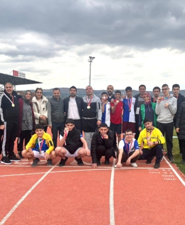 elazigda-ozel-sporcularin-masa-tenisi-ve-atletizm-yarismalari-coskusu-5MYp9lZI.jpg