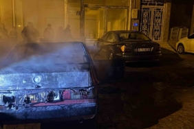 elazigda-tofas-arac-kivilcimlarla-yandi-clXp5Qfm.jpg