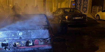 elazigda-tofas-arac-kivilcimlarla-yandi-clXp5Qfm.jpg