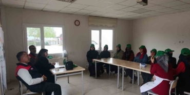 elazigli-kadin-ureticilere-yenilikci-tarim-egitimi-verildi-YeGcL8bw.jpg
