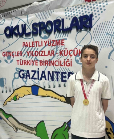 elazigli-yuzucu-turkiye-sampiyonu-unvanini-kazandi-xh239zRP.jpg