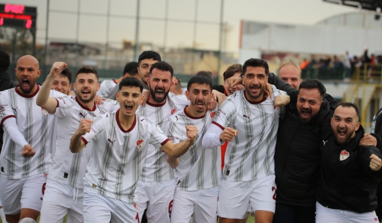 elazigspora-yagmur-gibi-primler-yagiyor-gPwQHfcf.jpg