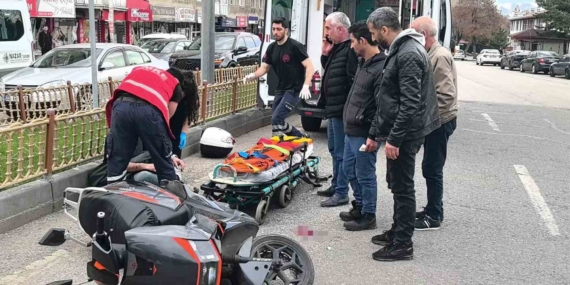 Erzurum’da Motosiklet Kazası: Otomobille Çarpışan Sürücü Yaralandı