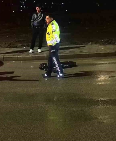 erzurumda-scooter-kazasi-bir-yarali-zLsy1lnH.jpg
