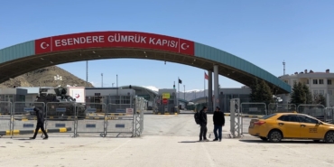 esendere-sinir-kapisinda-guvenli-gecis-faaliyetleri-devam-ediyor-bsMN91Zw.jpg