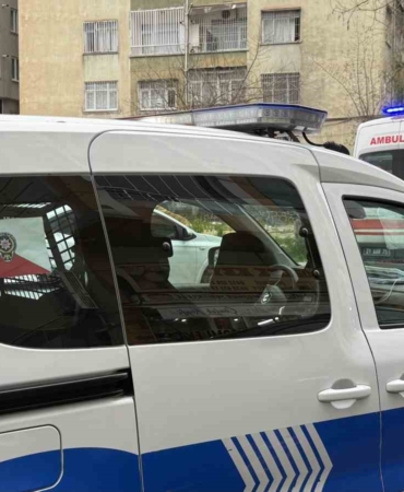 evinde-bulunan-emekli-polis-hayatini-kaybetti-y2IZCBsg.jpg