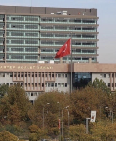 gaziantepte-balikci-cinayetinde-saniklar-yargilanmaya-basladi-BzCLOJ9d.jpg