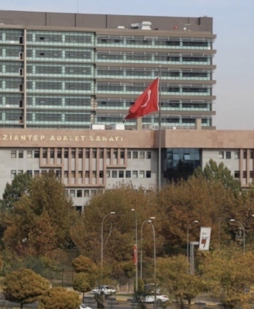 gaziantepte-esine-siddet-uygulayan-sanik-agir-ceza-mahkemesinde-yargilanacak-kIpCWBn9.jpg