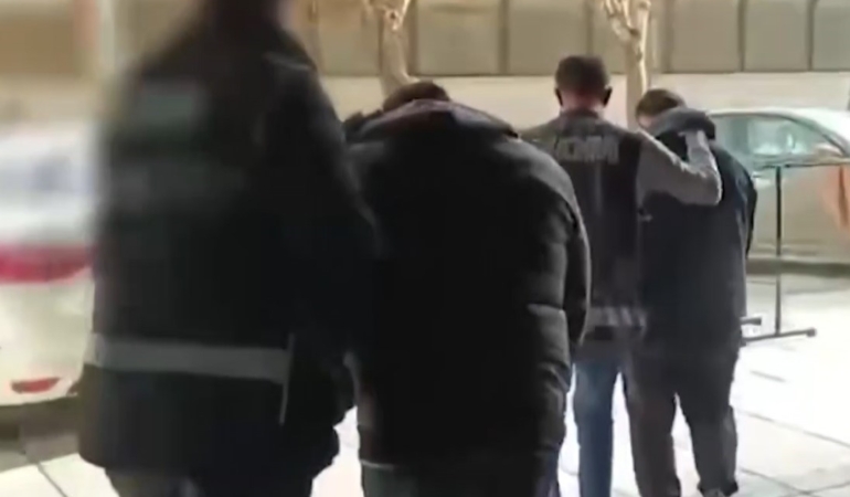 gaziantepte-rusvet-skandali-8-kisi-tutuklandi-qKYdrhQW.jpg