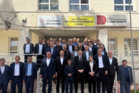 gercuste-muhtarlar-kaymakam-uzun-ile-ozel-toplantida-bulustu-lSgFzcM5.jpg