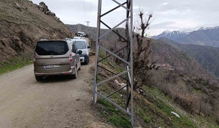 hizanda-kaybolan-4-yasindaki-kiz-cocugu-icin-arama-calismalari-baslatildi-Ce1DflUb.jpg