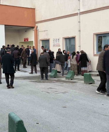igdirda-aileler-arasinda-silahli-catisma-2-olu-6-yarali-Wt4KyNEI.jpg