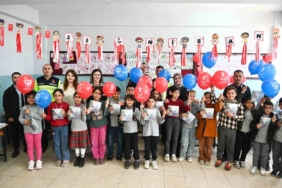 jandarmadan-cocuklara-ozel-23-nisan-surprizi-7gYSskOh.jpg
