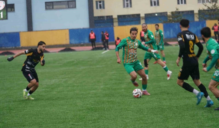 malatya-yesilyurtspor-deplasmanda-3-puan-kazandi-ZalUhIZr.jpg