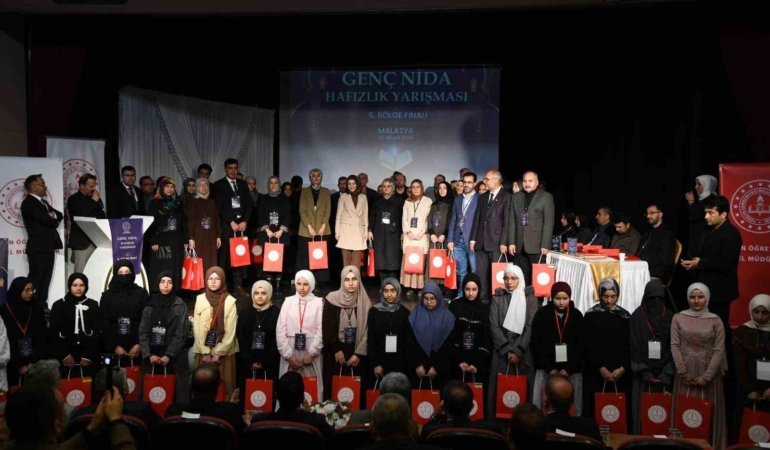 malatyada-genc-nida-hafizlik-yarismasi-6-bolge-finali-gerceklestirildi-rpSwZIi6.jpg