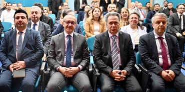 malatyada-universite-yoneticilerine-ozel-egitim-programi-qSfNcMxT.jpg