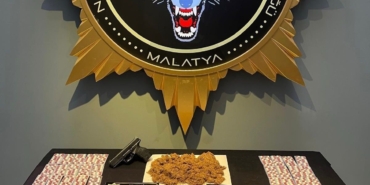malatyada-uyusturucu-operasyonu-5-torbaci-gozaltinda-HcmD49Ne.jpg