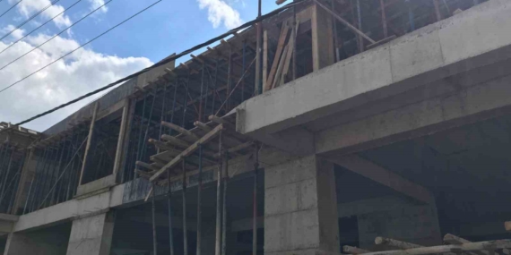 Mardin’de Elektrik Akımına Kapılan İnşaat İşçisi 3. Kattan Düşerek Ağır Yaralandı!