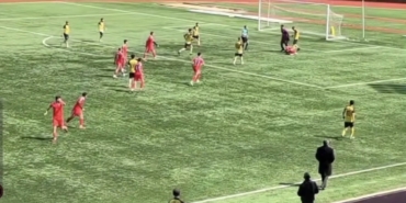 mardinde-penalti-sonrasi-kavga-futbolcu-tutuklandi-MjZZGpSj.jpg