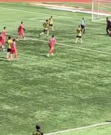 mardinde-penalti-sonrasi-kavga-futbolcu-tutuklandi-MjZZGpSj.jpg