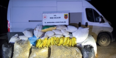 musta-bandrolsuz-12-ton-tutun-yakalandi-ilsX4iR6.jpg