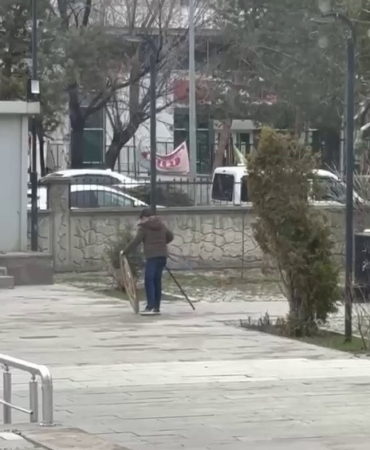 ruzg-rin-devirip-gencin-yerine-koydugu-polis-celengi-NspUDW5M.jpg