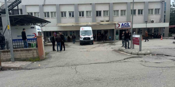 Siirt’te Küçük Çocuğun Süs Havuzunda Boğulma Tehlikesi