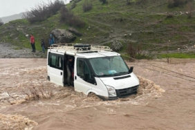 siirtte-sel-felaketi-sonucu-kalp-hastasi-kadin-hayatini-kaybetti-nPLmHn5d.jpg