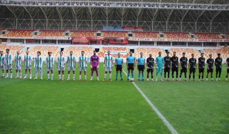 tff-3-lig-malatya-yesilyurtspor-kilis-1984u-2-0-gecti-XhMCn6WE.jpg