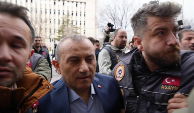 tuncay-sonelin-tutuklanma-talebi-mahkemeye-sunuldu-MmB4tFSg.jpg