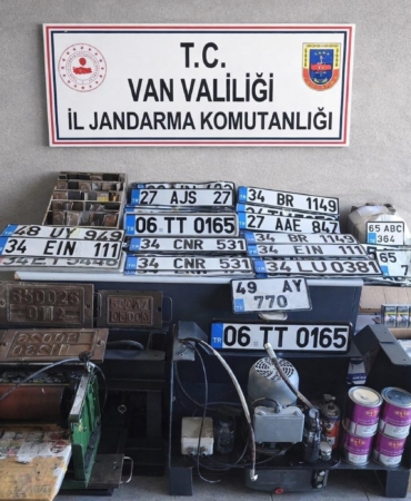 vanda-sahte-plaka-basanlara-buyuk-operasyon-pRhqOXJI.jpg