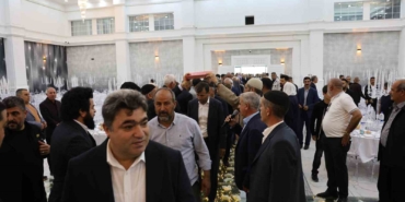 anneler-gununde-kan-davasindaki-baris-aileler-bir-araya-geldi-JDI45cL1.jpg