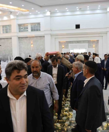 anneler-gununde-kan-davasindaki-baris-aileler-bir-araya-geldi-JDI45cL1.jpg